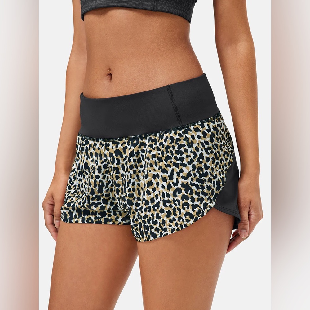 OV Outdoor Voices Hudson 2.5” Shorts Small Leopard Print